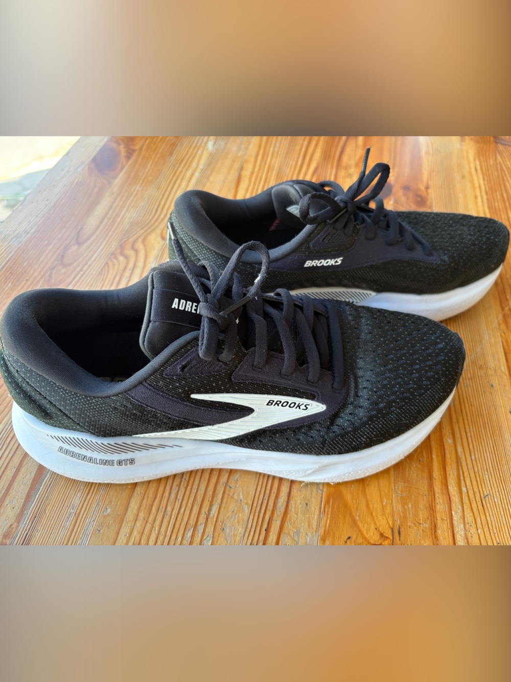 Brooks GTS Adrenaline 24 Black and White Running Shoes